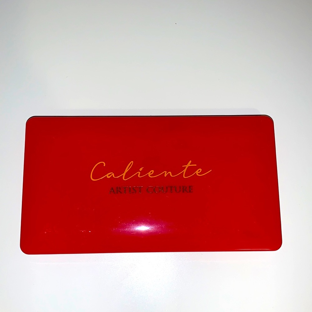 Artist Couture Caliente Eyeshadow Palette
